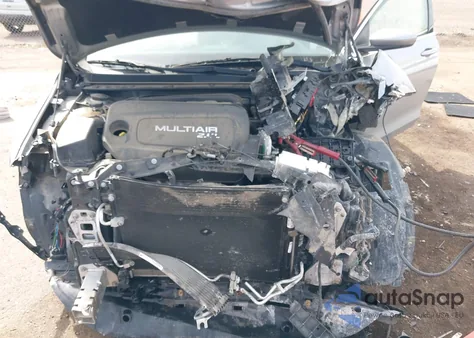 2015 Chrysler 200 Limited из США, поврежденный, VIN 1C3CCCAB6FN677981